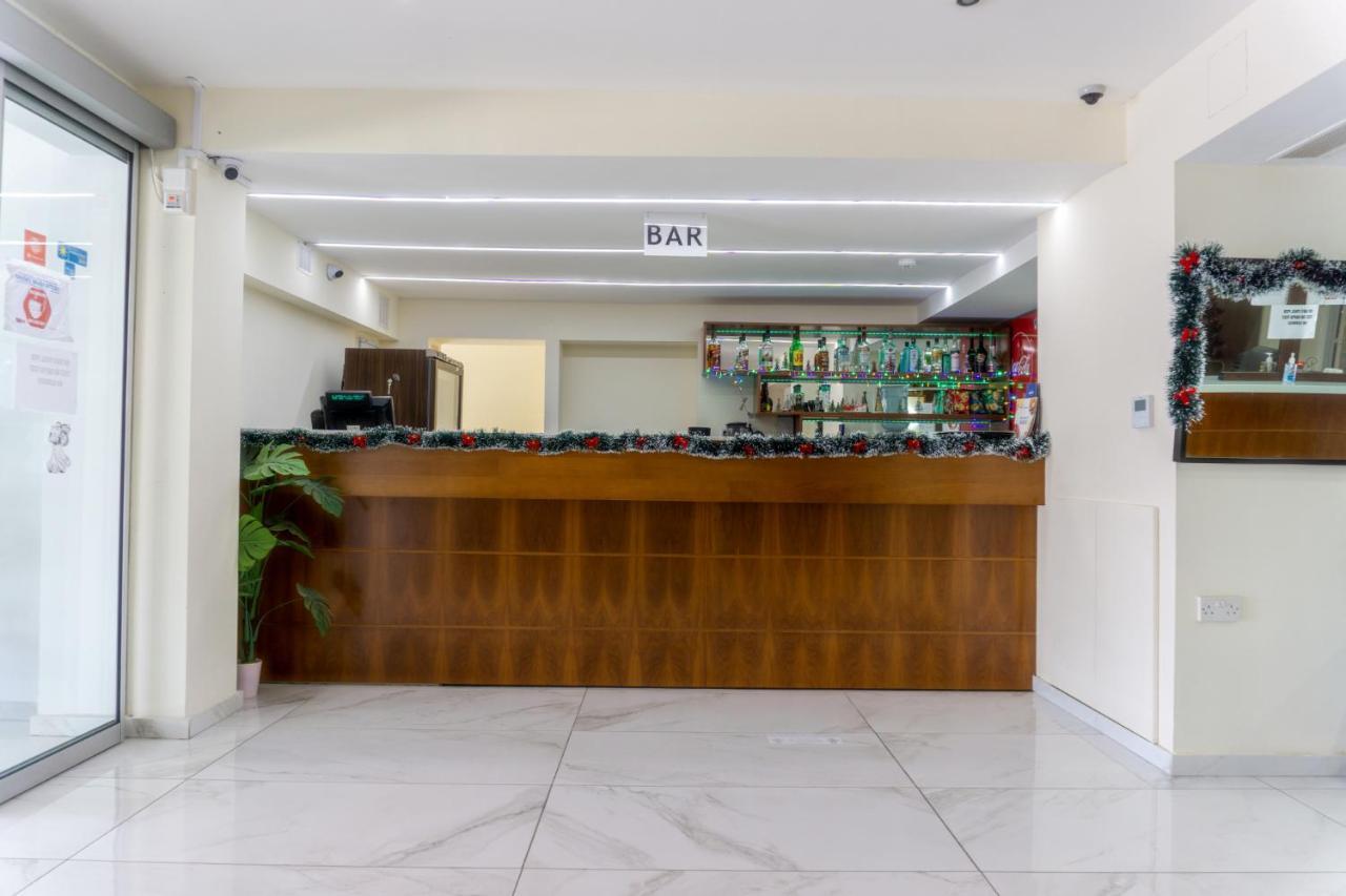 Mariandy Hotel Larnaca Bagian luar foto