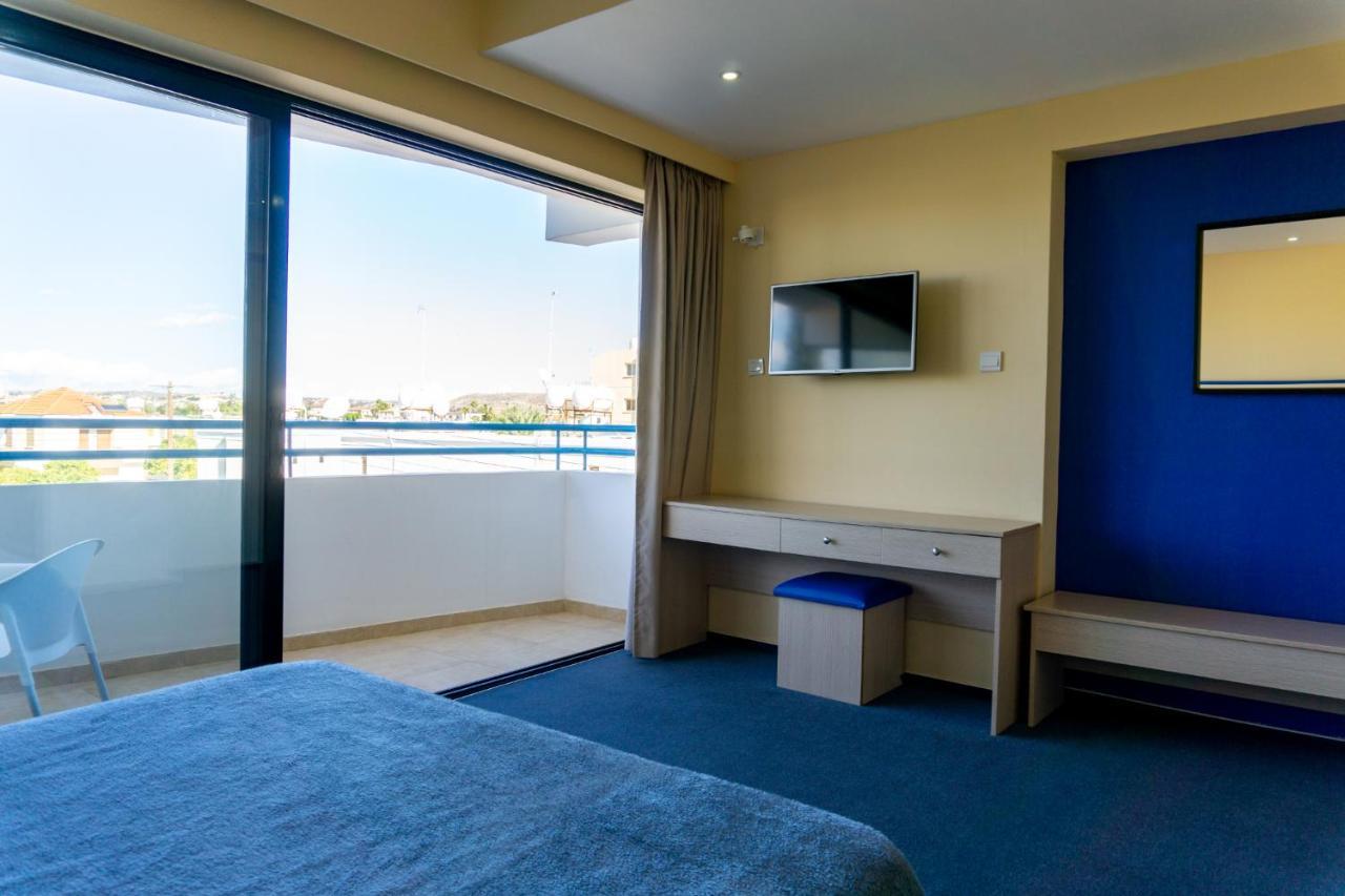 Mariandy Hotel Larnaca Bagian luar foto