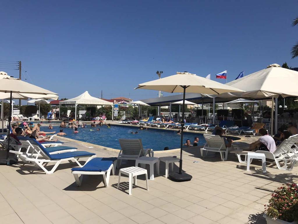Mariandy Hotel Larnaca Bagian luar foto